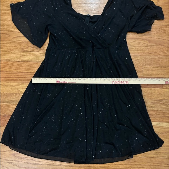 Shein Curve Dress Women’s 1XL (14) Black Sparkly V Neck Short Sleeve A line NWOT - Picture 7 of 8